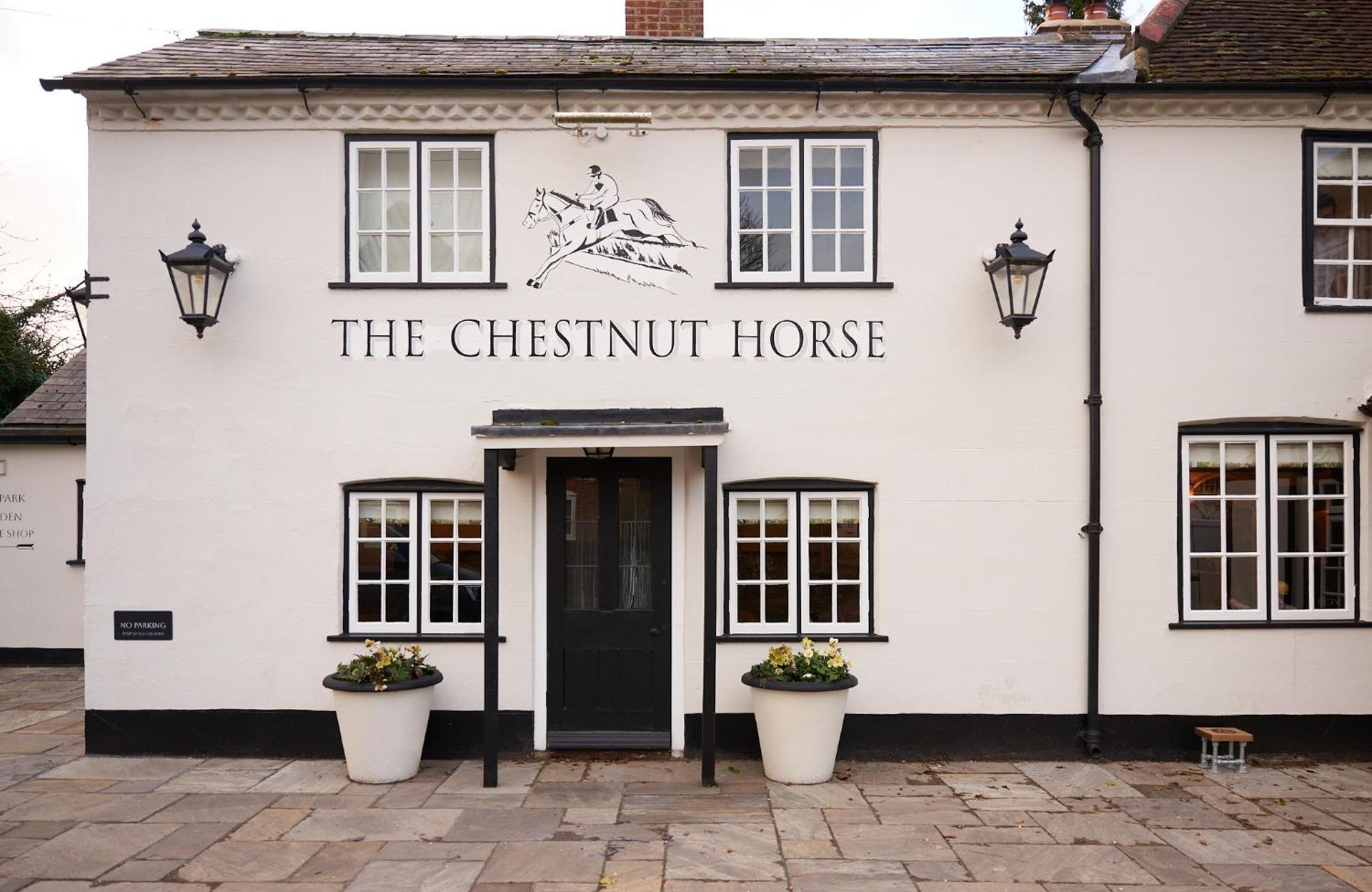 Hotel The Chestnut Horse Winchester Exterior foto